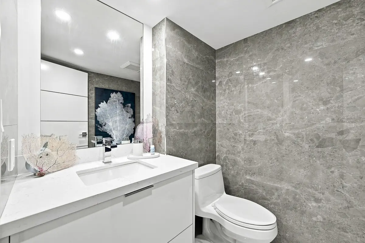 40_bathroom at 3550 GALT OCEAN Drive 309, Fort Lauderdale