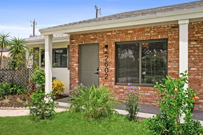 2600 NE 5th Avenue, Boca Raton – Townhouse for rent