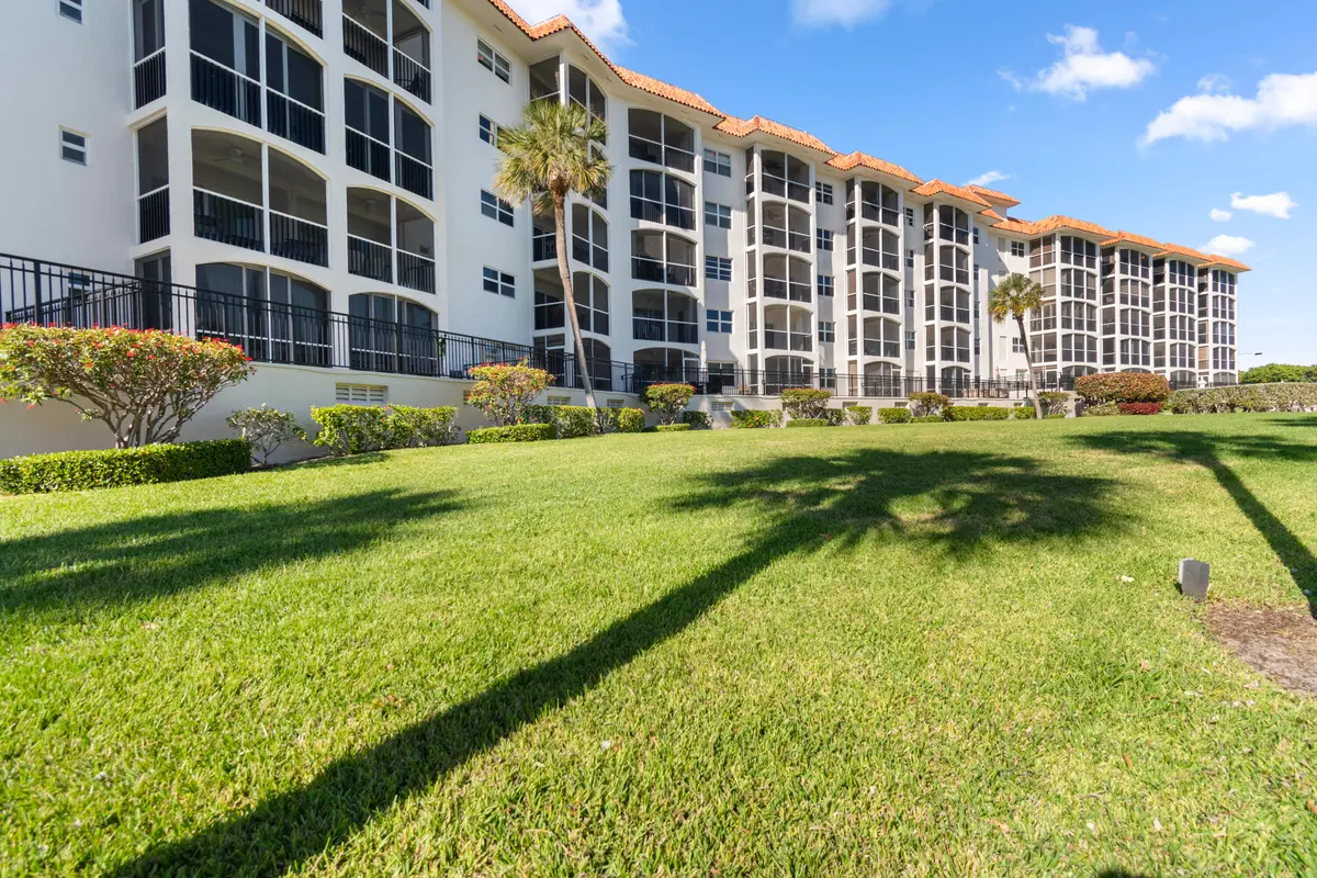 Building at 2871 N OCEAN Boulevard C123, Boca Raton