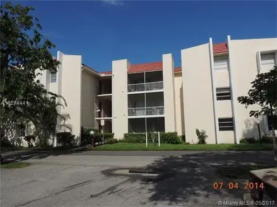 618 NW 13TH Street 0110, Boca Raton – Condominium for rent