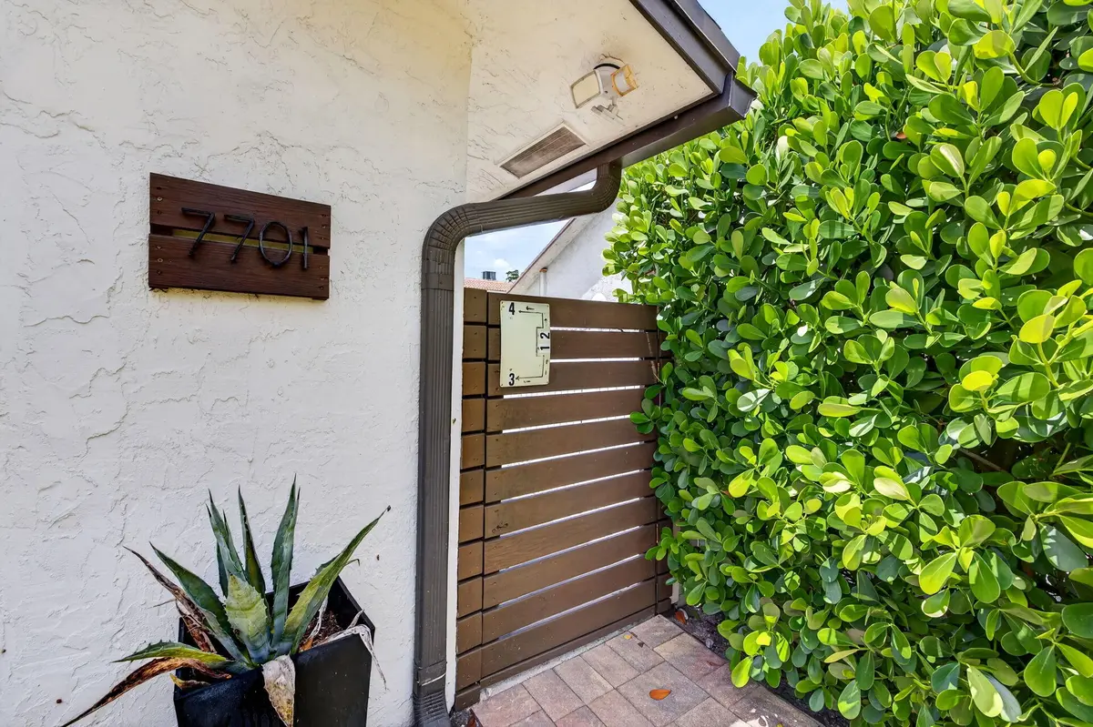 24-web-or-mls-699A6420 at 7701 NW 56TH Avenue, Fort Lauderdale