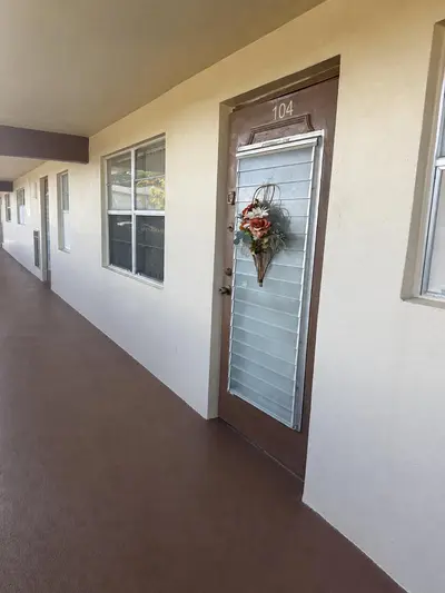 7500 NW 5TH Place 104, Margate – Condominium for sale