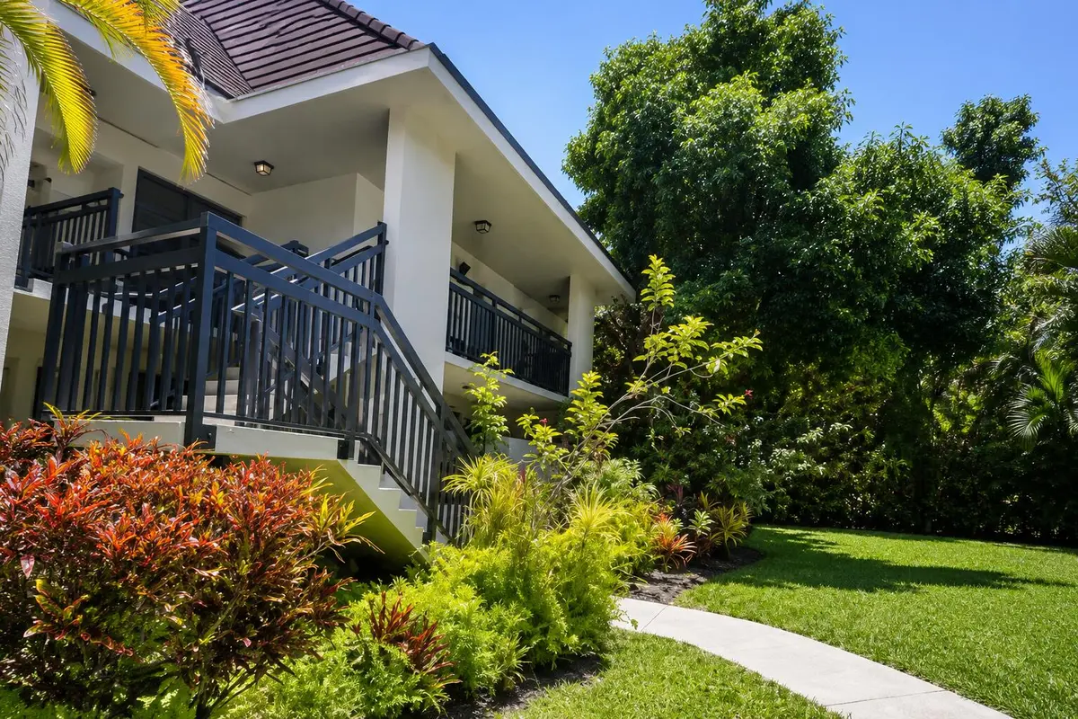 a3261088-6d20-4be9-934e-019c56146ce8 at 3107 SW 20th Terrace 20C1, Delray Beach