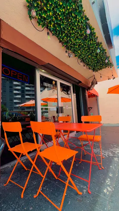 Restaurant for Sale in North Miami Beach