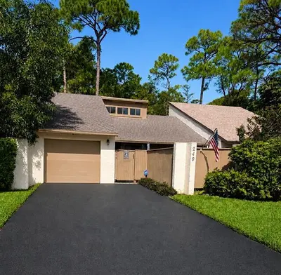 249 Pleasant Wood Drive, Wellington – Townhouse for rent