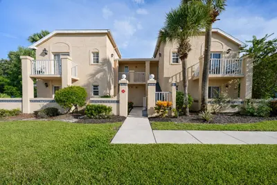 1673 SE Green Acres Circle NN201, Port St. Lucie – Condominium for sale