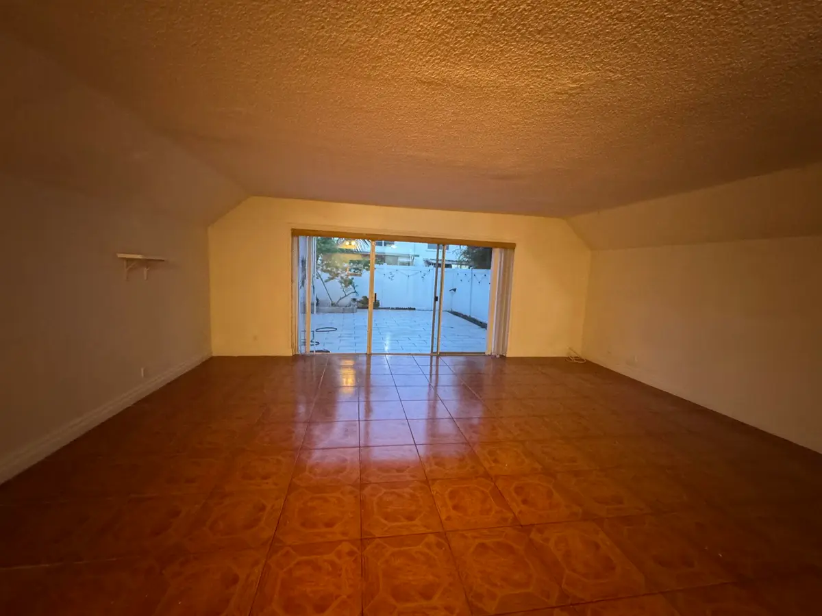 IMG_1080 at 3904 SW 67th Way, Davie