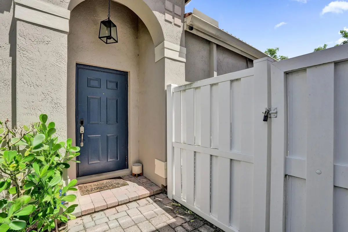 DSC03638 at 3932 NW 62nd Court, Coconut Creek