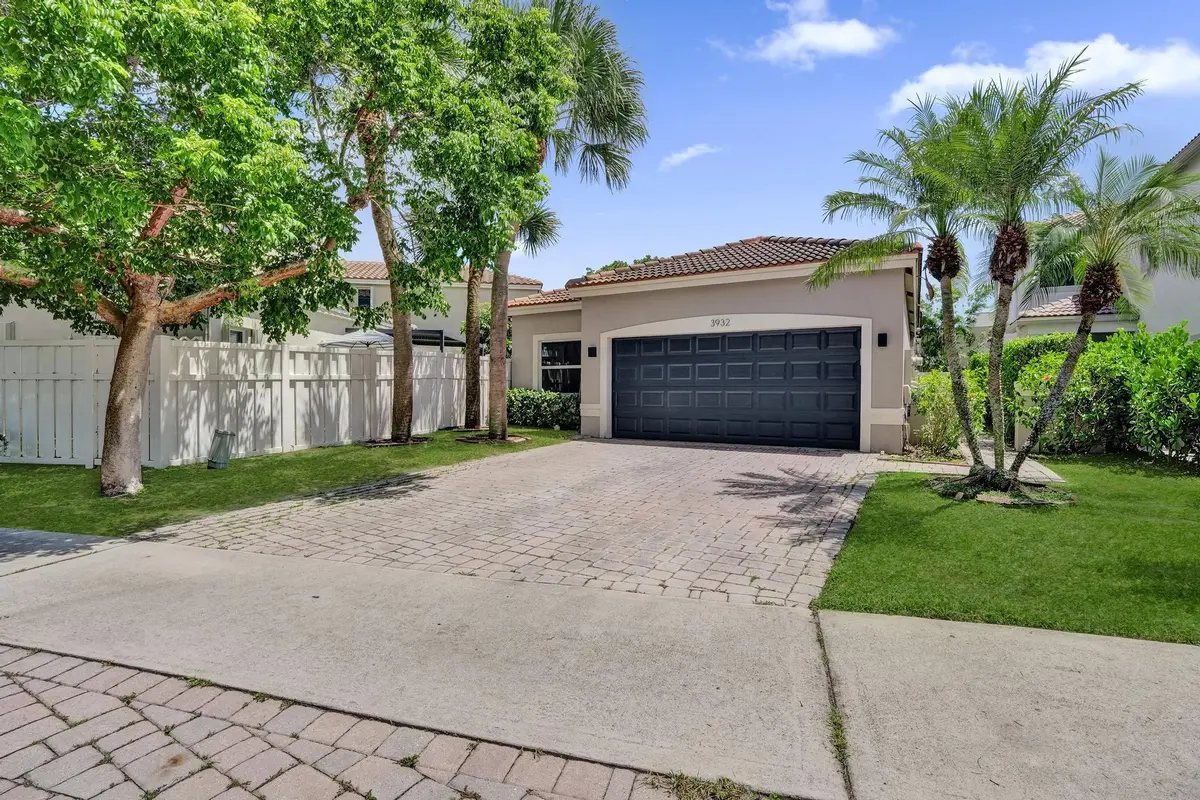 DSC03647 at 3932 NW 62nd Court, Coconut Creek