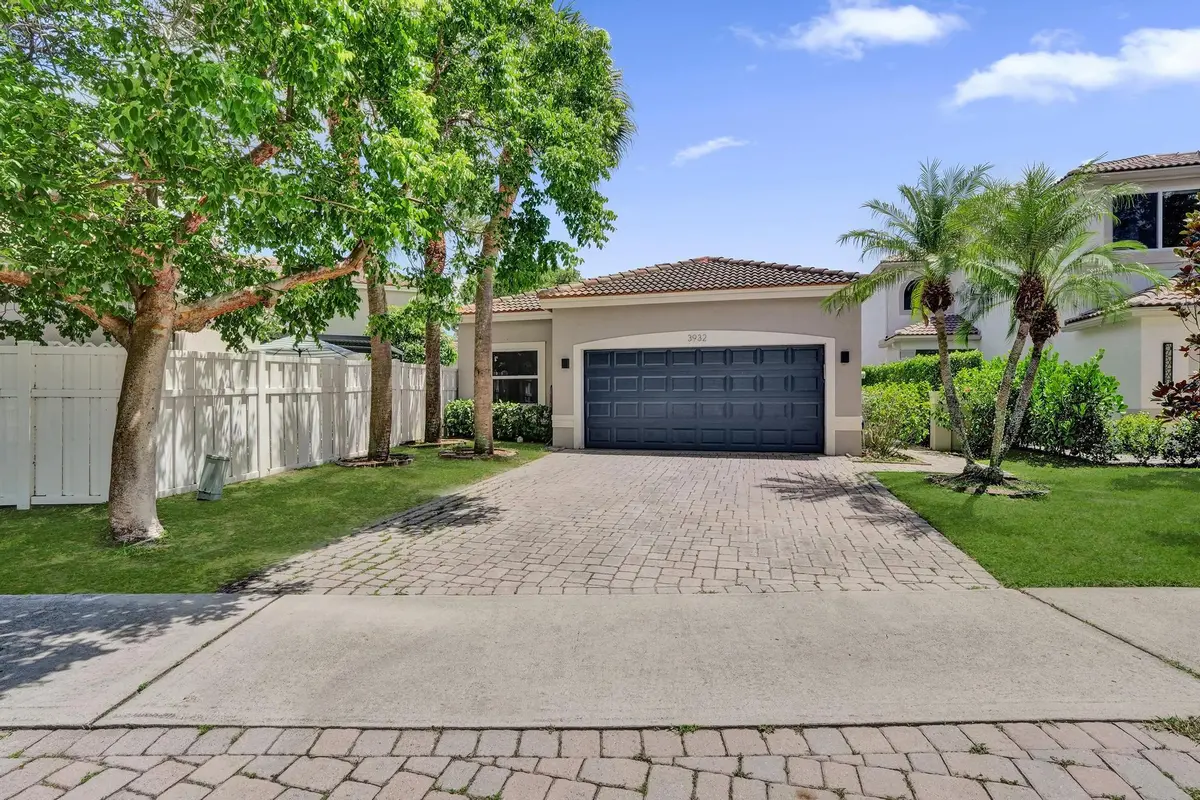DSC03650 at 3932 NW 62nd Court, Coconut Creek