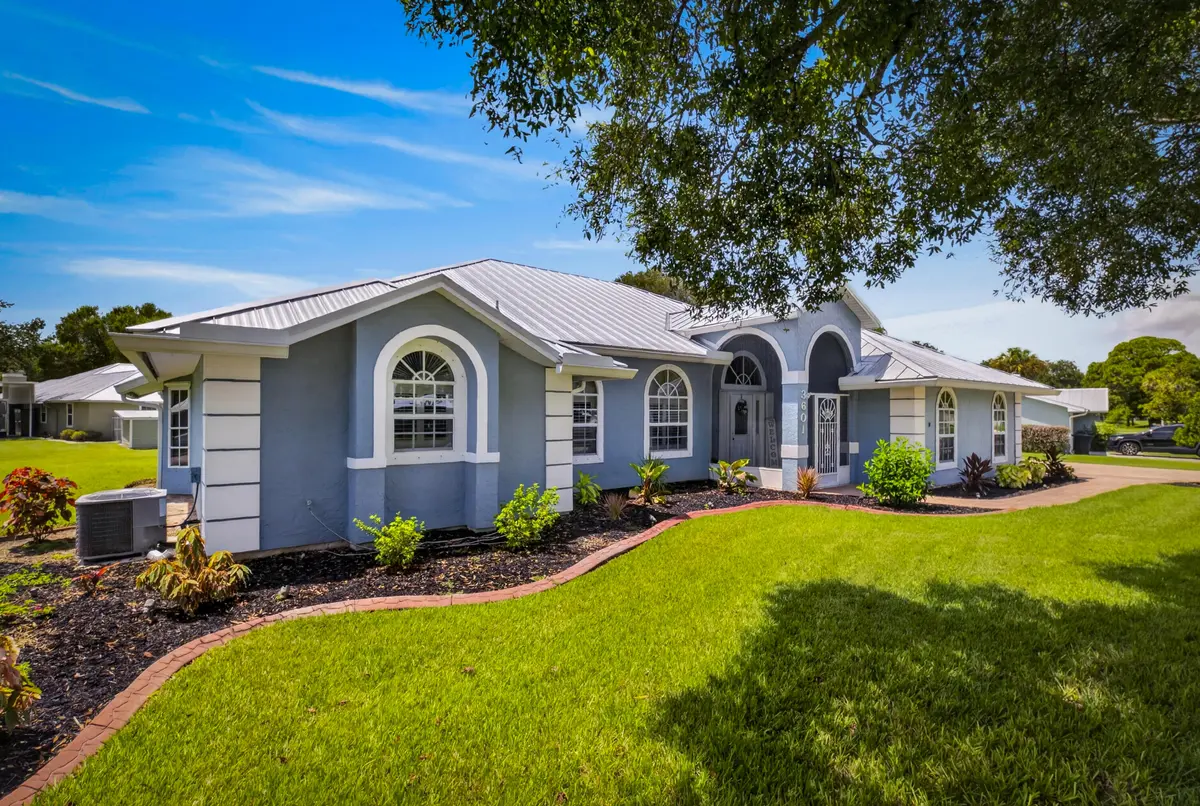Front at 3601 Cottonwood Drive, Fort Pierce