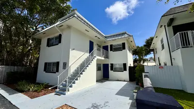 3684 NE 11th Avenue Unit 4, Oakland Park – Apartment for rent
