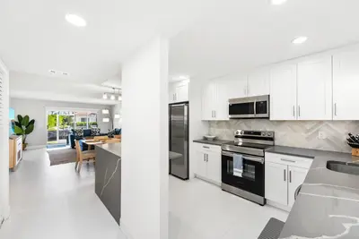 1030 SUGAR SANDS Boulevard 167, Singer Island – Condominium for rent