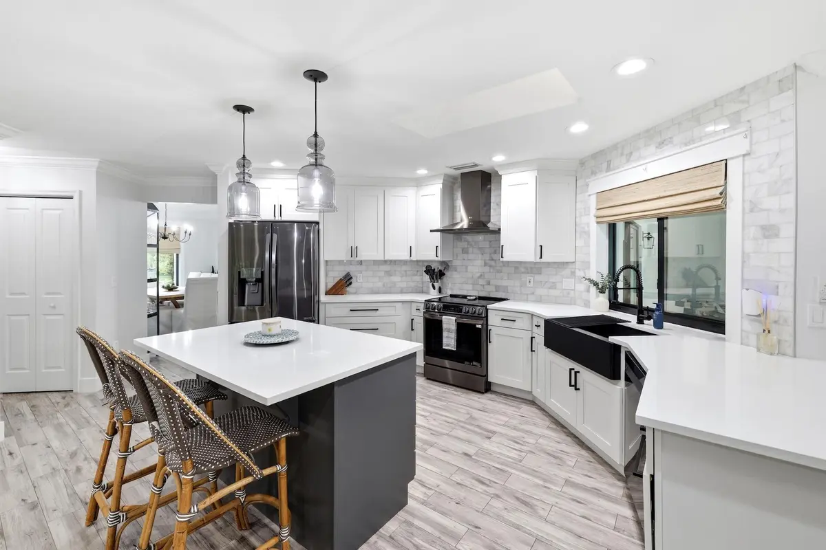 0H8A2409 at 15320 Softwood Court, Wellington