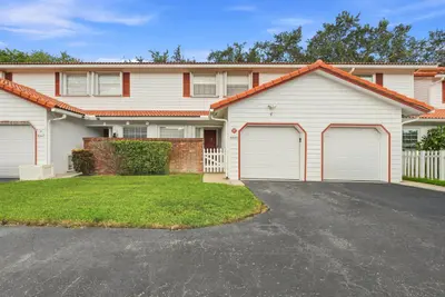 8945 NW 23RD Street 8945, Coral Springs – Townhouse for sale