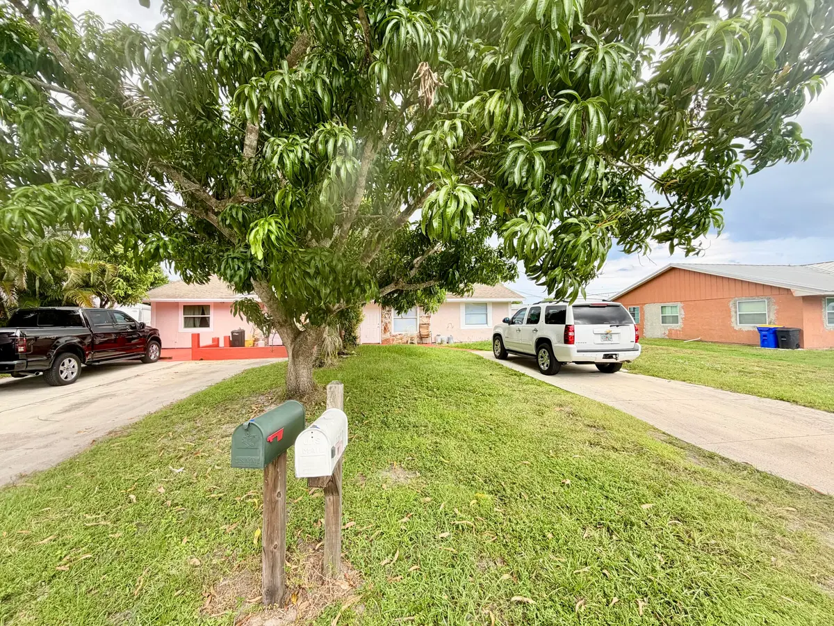 IMG_4689 at 5045 SE DRIFTWOOD Avenue, Stuart