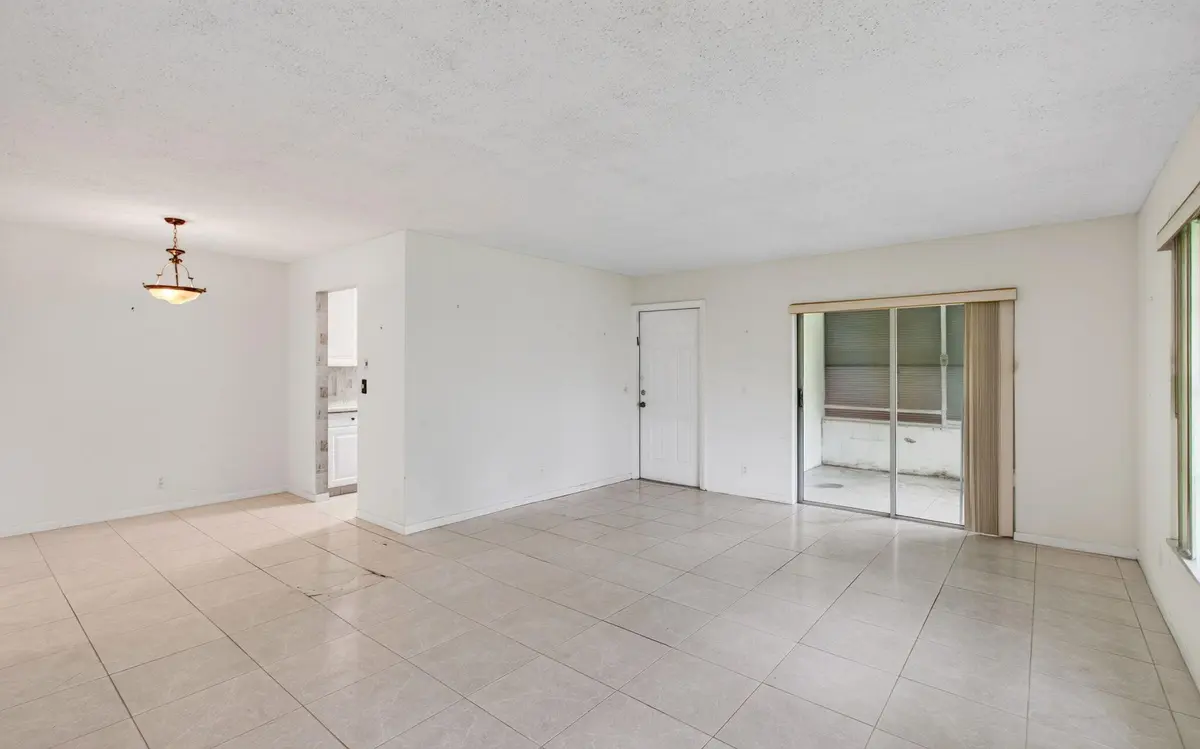 10-web-or-mls-DSC_6416 at 1057 E Circle Terrace, Delray Beach