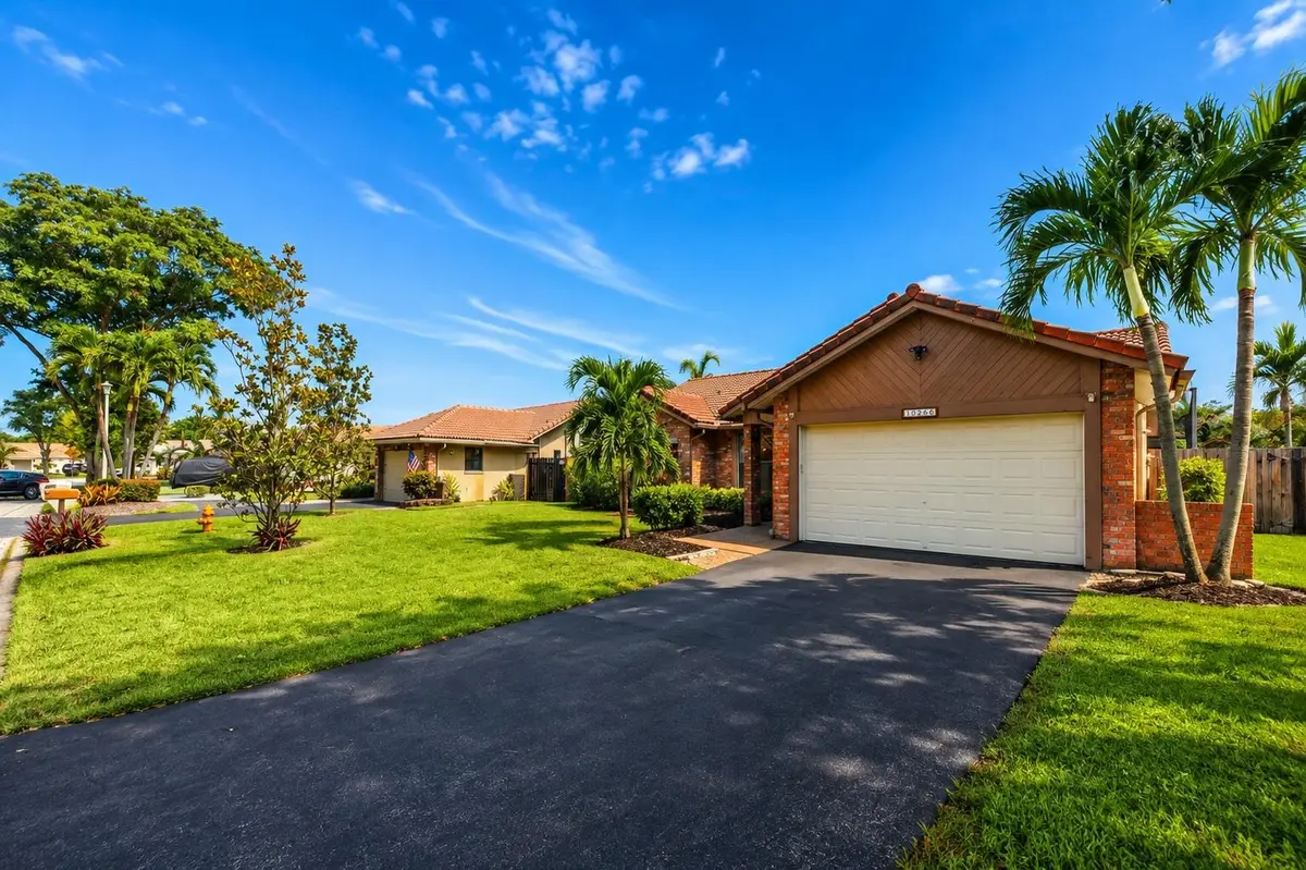 front ai 1 at 10666 NW 2ND Place, Coral Springs