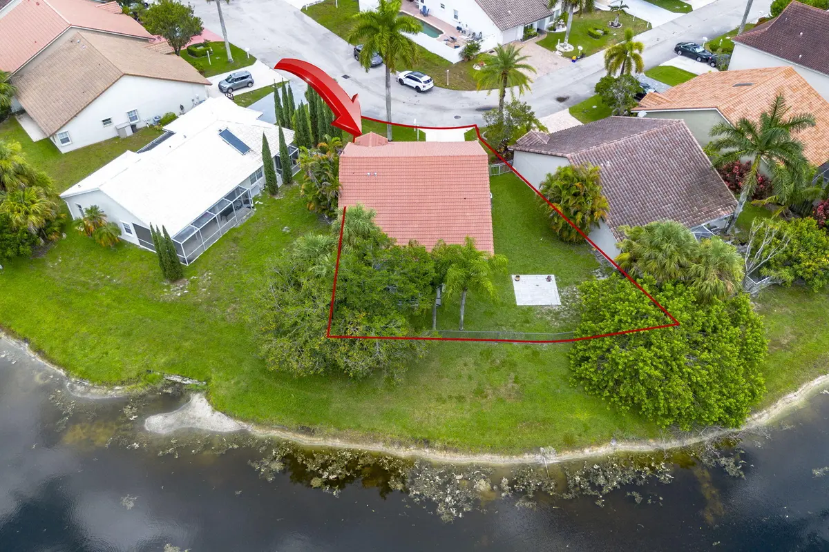 35-web-or-mls-iPixx_10_5 at 11140 LAKEAIRE Circle, Boca Raton