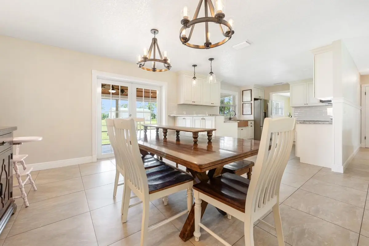 Dinning at 15700 SW PALOMINO Street, Indiantown