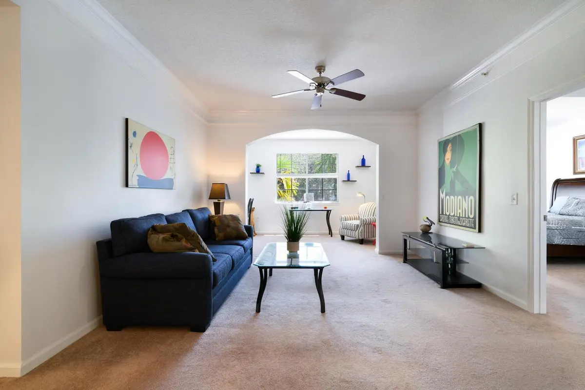 Main living at 5205 Myrtlewood Circle, Palm Beach Gardens