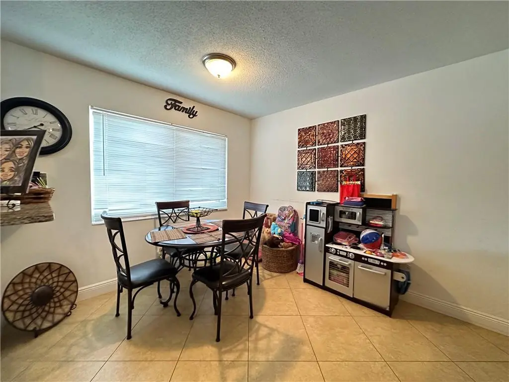 Photo 6 at 4731 NE 21ST Terrace 3, Lighthouse Point