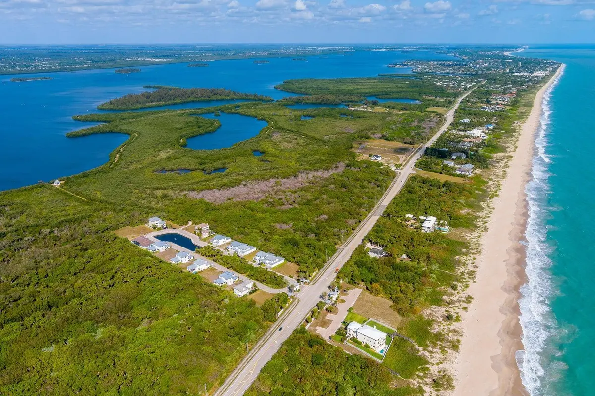Ariel photo 2 at 103 Ocean Ests Drive, Fort Pierce
