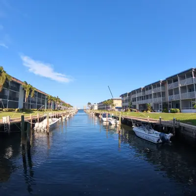 236 CASTLEWOOD Drive 202, North Palm Beach – Condominium for rent