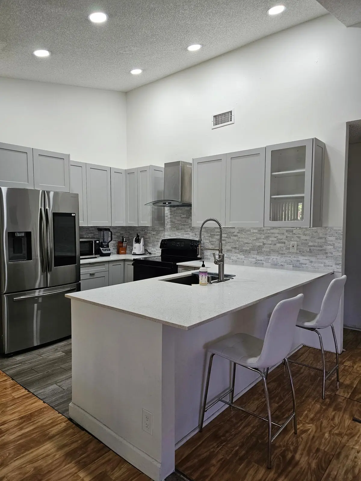Kitchen at 491 Springdale Circle, Palm Springs