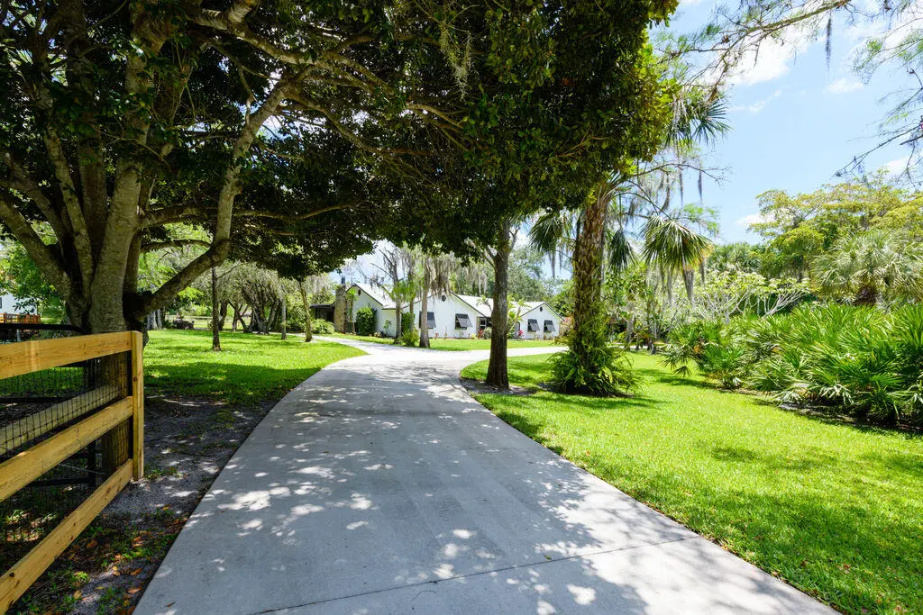 DSC_5206 at 12856 Arrowwood Drive, Palm Beach Gardens
