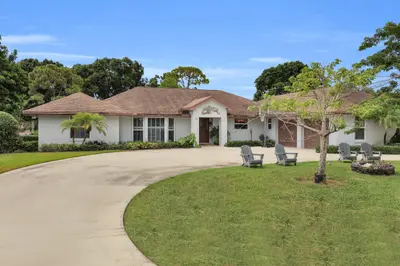 64 SE Turtle Creek Drive, Tequesta – sold