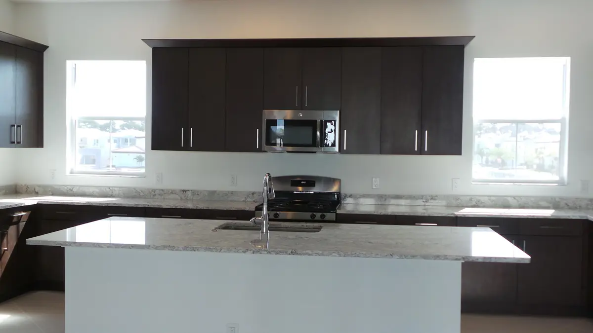 Alton Kitchen1 at 3008 Franklin Place, Palm Beach Gardens