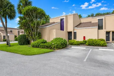 1169 NW 13TH Street #1, Boca Raton – Townhouse for sale