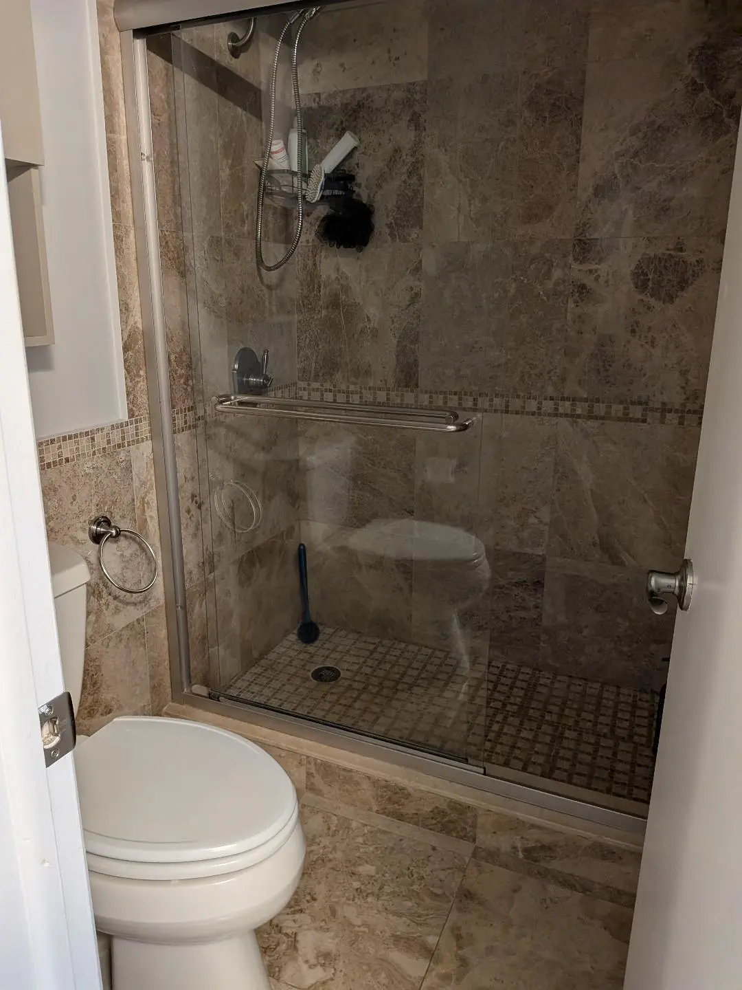 Master Bathroom 2 at 907 Cypress Terrace 205, Pompano Beach