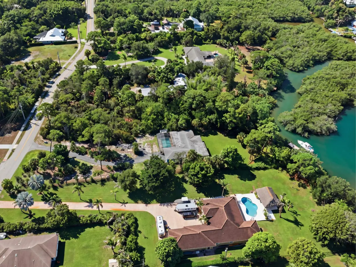 4916 SE MANATEE COVE Road, Stuart, FL – photo 4