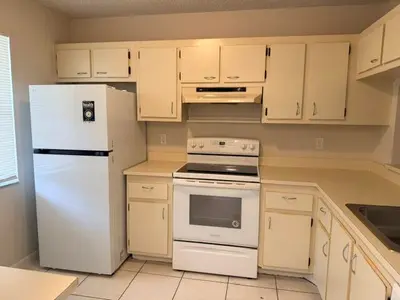 22064 PALMS Way 102, Boca Raton – leased