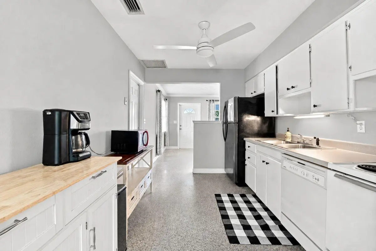REimagineHome_1787781882344_1x at 468 NW 48th Street, Oakland Park