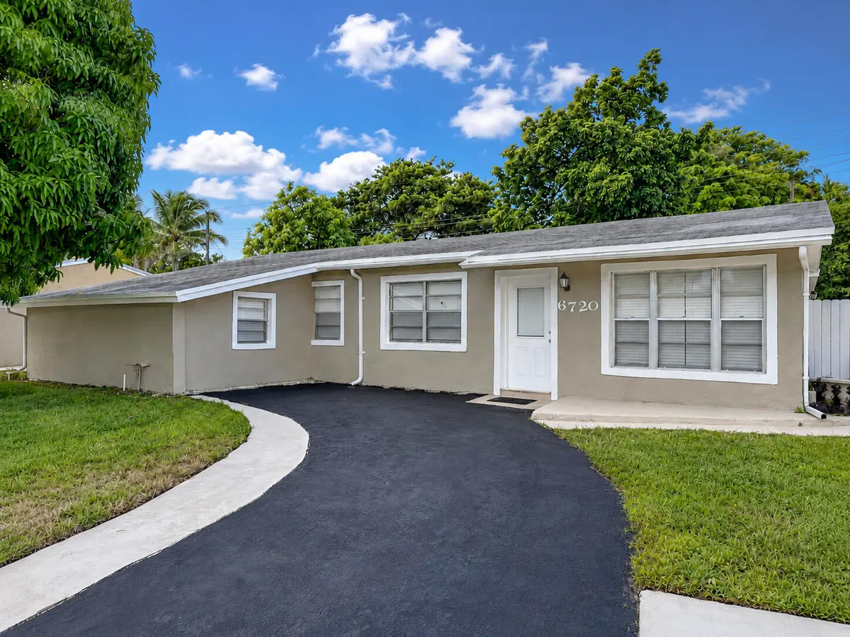 Final Pictures_6720 SW 17th St_001 at 6720 SW 17TH Street, North Lauderdale
