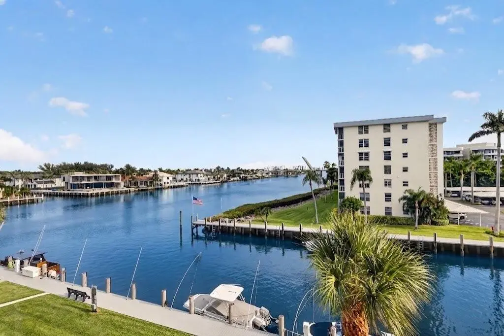 Waterview from 2nd bedroom 1 at 1 Harbourside Drive 3403, Delray Beach