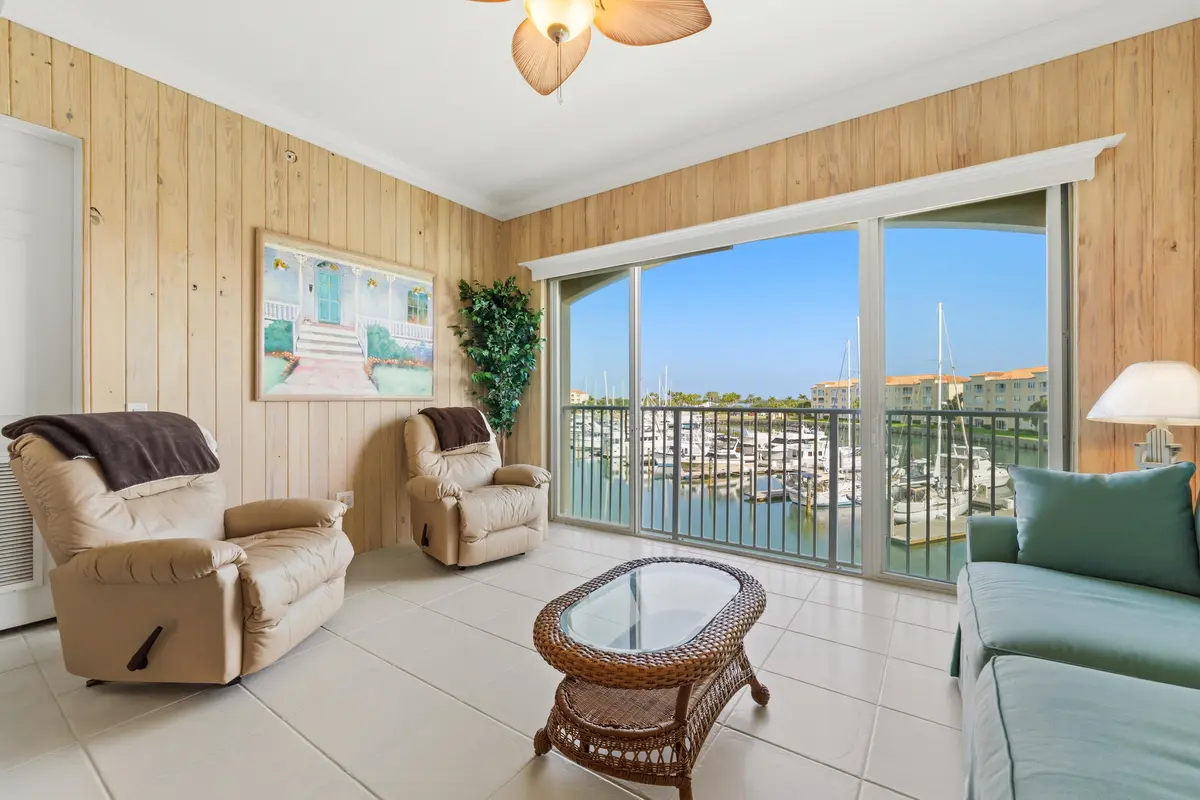 12_35 at 16 Harbour Isle Drive 302, Fort Pierce