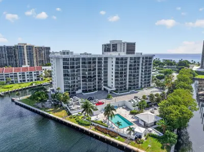 4750 S Ocean Boulevard 108, Highland Beach – Condominium for sale