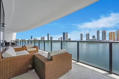 5000 ISLAND ESTATES Drive 805, Aventura – Condominium for rent