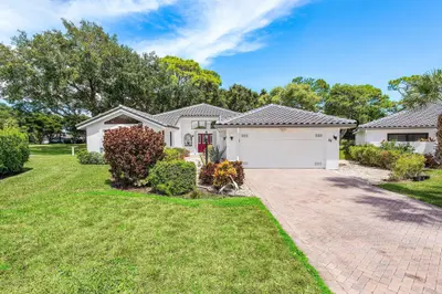 56 WOODS Lane, Boynton Beach – sold