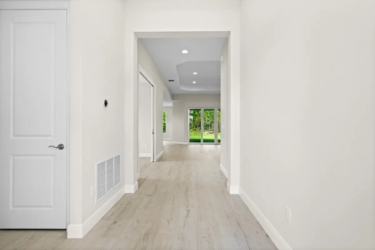 4090 Tower Pointe Way_High Pointe Lot 13 at 4090 Tower Pointe Way, Vero Beach