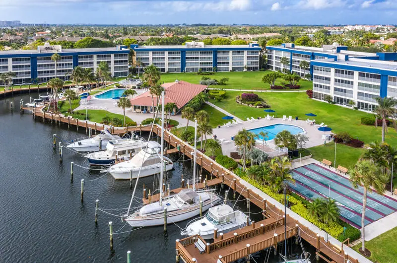 boats, pools at 3401 W Spanish Trail 455, Delray Beach