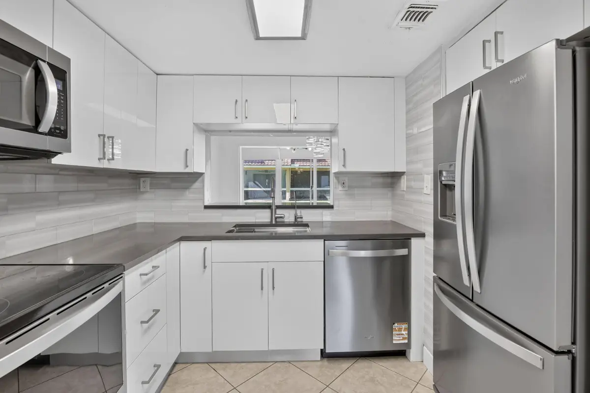 5-web-or-mls-_A7A9729 at 807 NW 91st Terrace 807, Plantation