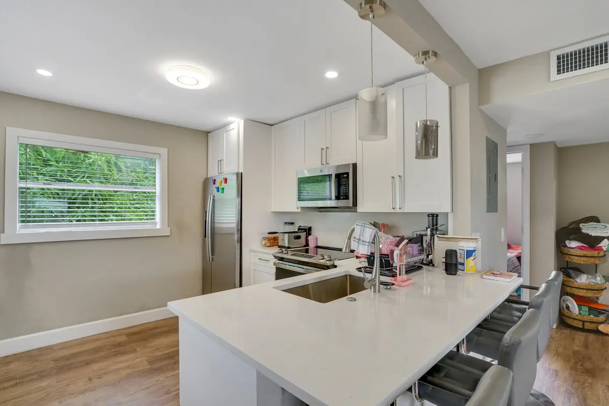 06_Image_6_mls at 1225 W 10th Street, Riviera Beach