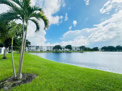 1080 Harwood F, Deerfield Beach – Condominium for sale