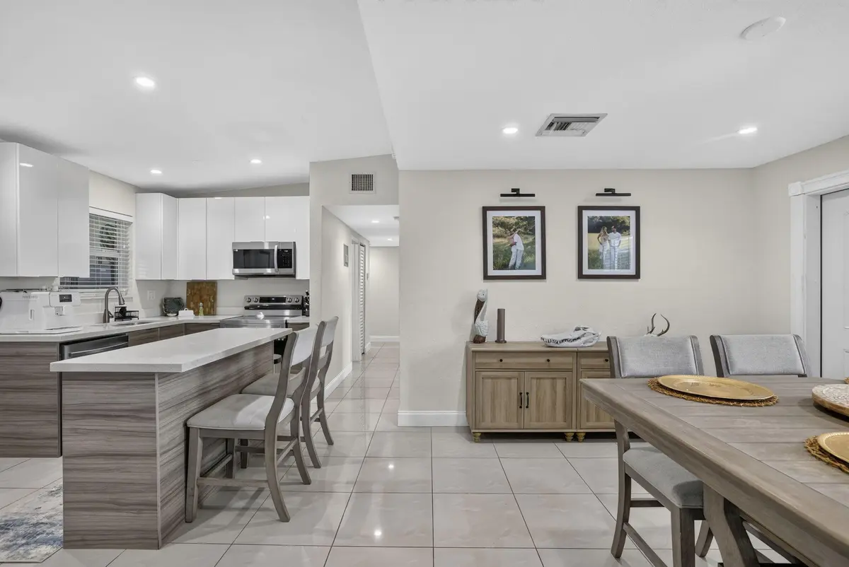 9-web-or-mls-8I8A9924 at 1633 NE 51st Court, Pompano Beach