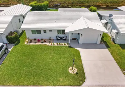 2390 SW 14th Avenue, Boynton Beach – Single Family Residence for sale